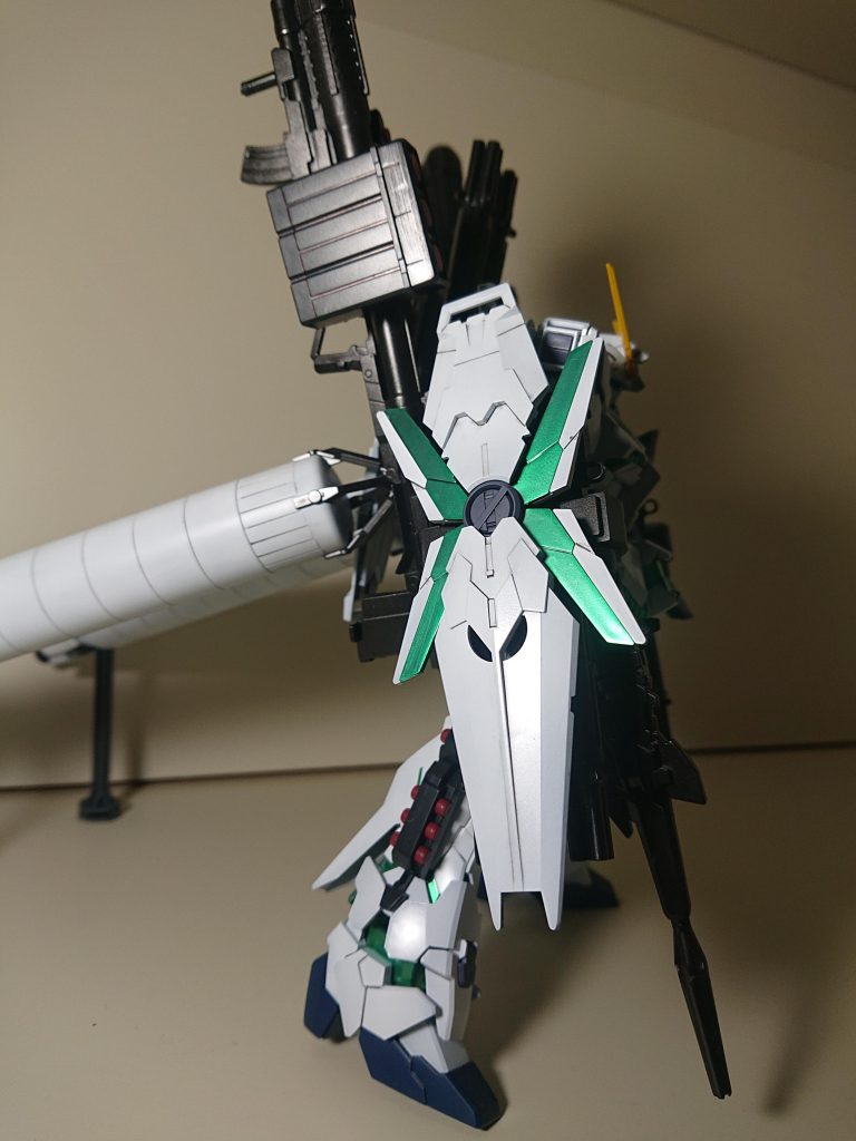 クリアパーツはプレミアミラークローム→クリアグリーン2回です。