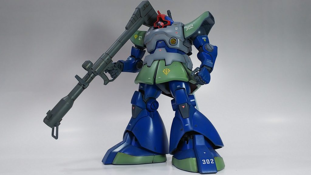 自分はビームバズーカがあまり好きではないのでジャイアントバズーカを持たせています。今思うとザクマシンガンやシュツルムファウストなどてんこ盛り装備をやれば良かったかなぁと少し後悔しております。 