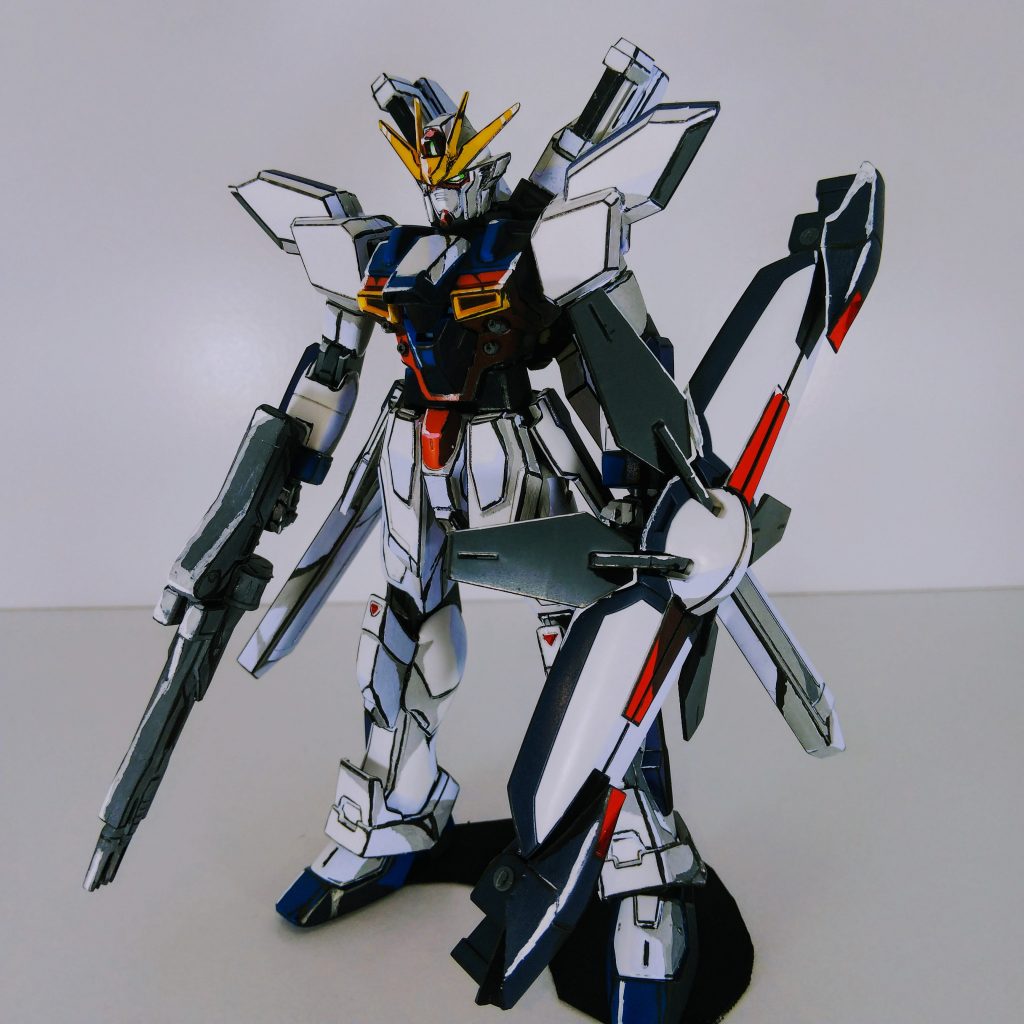 成形色はそのままに、アクリルガッシュで影色とハイライトを塗りました。