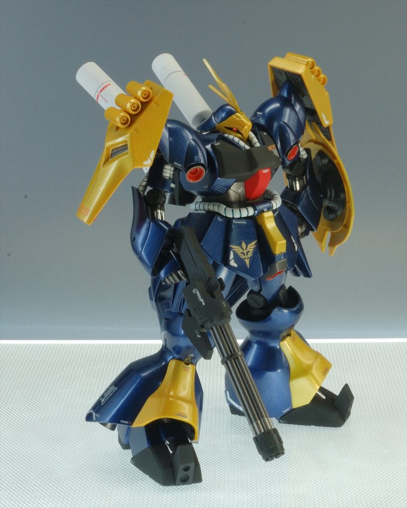 モノアイはVCドームを使用。