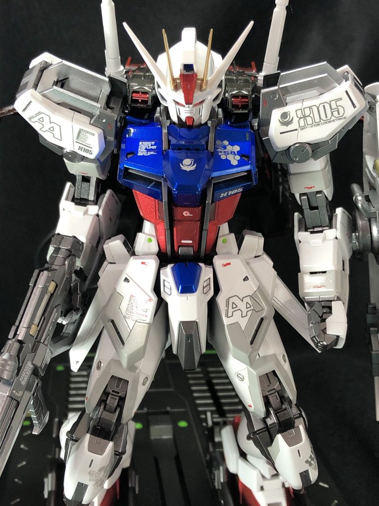 そしてエールストライカー! 見た目もカッコいいオーソドックスな形態ですよね。ただ個人的はソード好きなんですよ、出撃バンクの度に「今回もエールか…ソード付けへんかな」って思ってました ストライク発進どうぞ!ピピピポーン!←この流れ好き