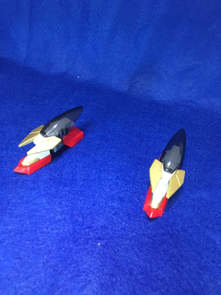 GNクローファングとレッグファングは合体することでGNオートマトンになります。