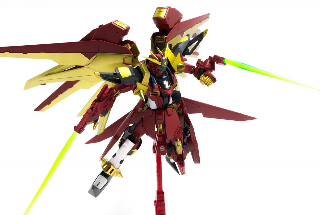 ◆ビームトンファー◆攻防に優れたビーム兵器。世界観に囚われる事なく自由な組み合わせを楽しむ。GBN世界ならではのミキシングの醍醐味!