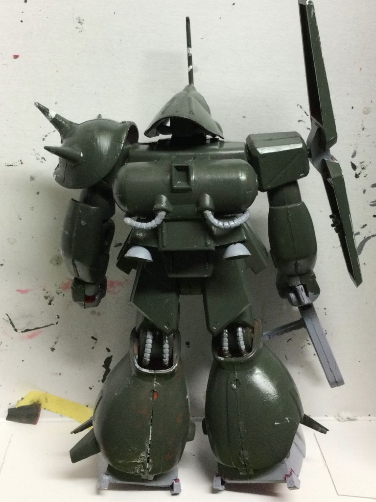 後ろから、ここは特にマーキングなしです。