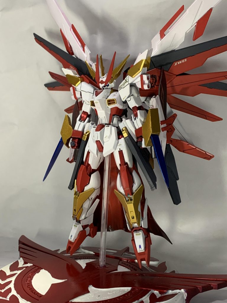 翼やアンテナを中心にトゲトゲしいデザインにしました!!