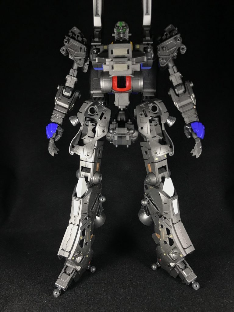 内部装甲にも部分塗装を施してます。