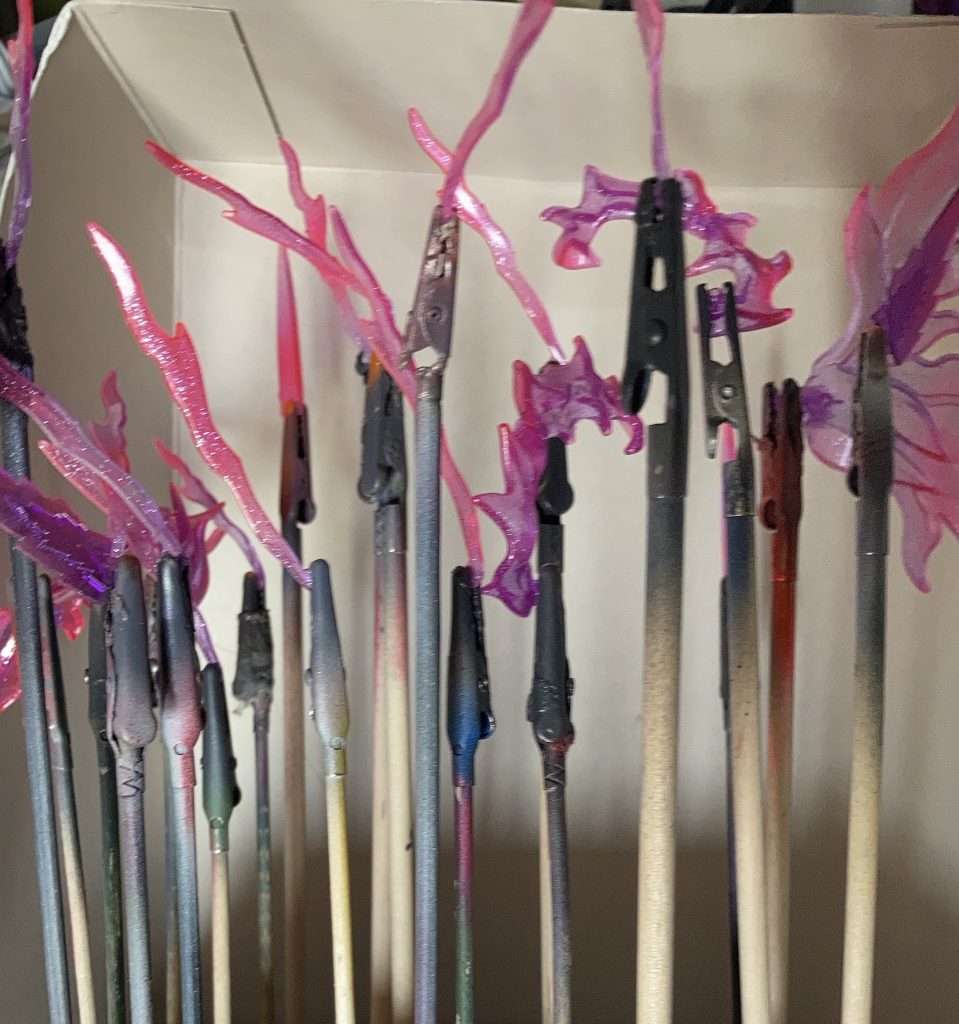 炎はイージーペインターでできるだけグラデーションかけました。