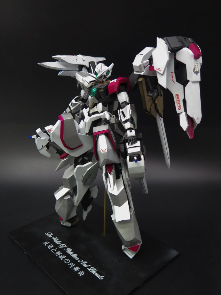 アルビオンユニット本機の背部、及び足部に搭載された強化装備。背部では左方にGNアルビオンバインダーというGNドライヴ内蔵型多目的実体盾を繋がれて、右方にはGNジャマーを接続した。足部は機動強化向きで改装され、アクティブスラスターを側部に組み込んだ。