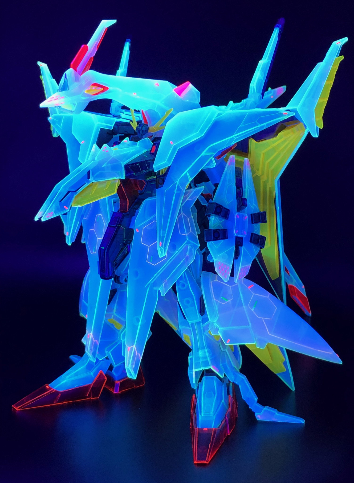 Hg ペーネロペー クリアカラーver 蛍光仕立て ゴセシケmk さんのガンプラ作品 Gunsta ガンスタ