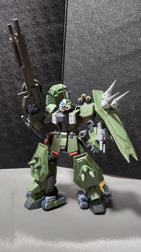 最近BS12でボトムズの総集編が放映されているので、その影響をモロに受け、今回の作品が出来ました。ガンダムタイプではスコープドッグのような渋さを出すのは難しいけど、ザクタイプだと結構いい感じにむせれたのではないでしょうか?以上です。ご閲覧ありがとうございます。次回作?そんな先のことはわからない。