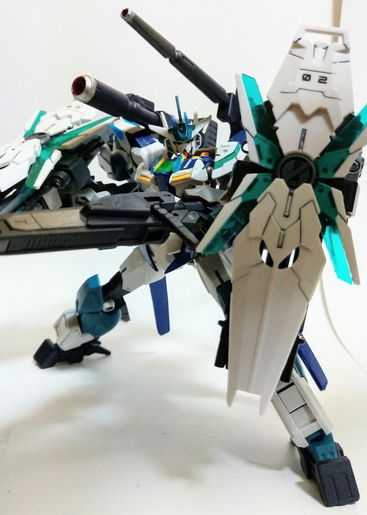 ·サブアームシールドユニットサンボルガンダムのようにサブアームで防御ができます。ユニコーンガンダムのシールドなのでファンネルにも···