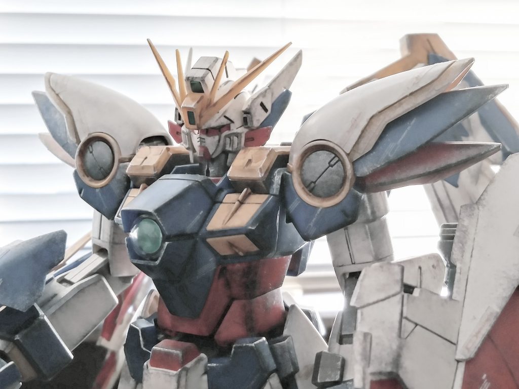 これが被写体です。ver.Kaの淡さと軽さに質感を持たせようとあれこれ試しつつ、機体の美しさを何とか残そうと頑張った結果です。表面がツルツルしてて、ドライブラシに苦労しました。まだまだ修行が必要ですね。今回も最後まで見ていただき、ありがとうございました。