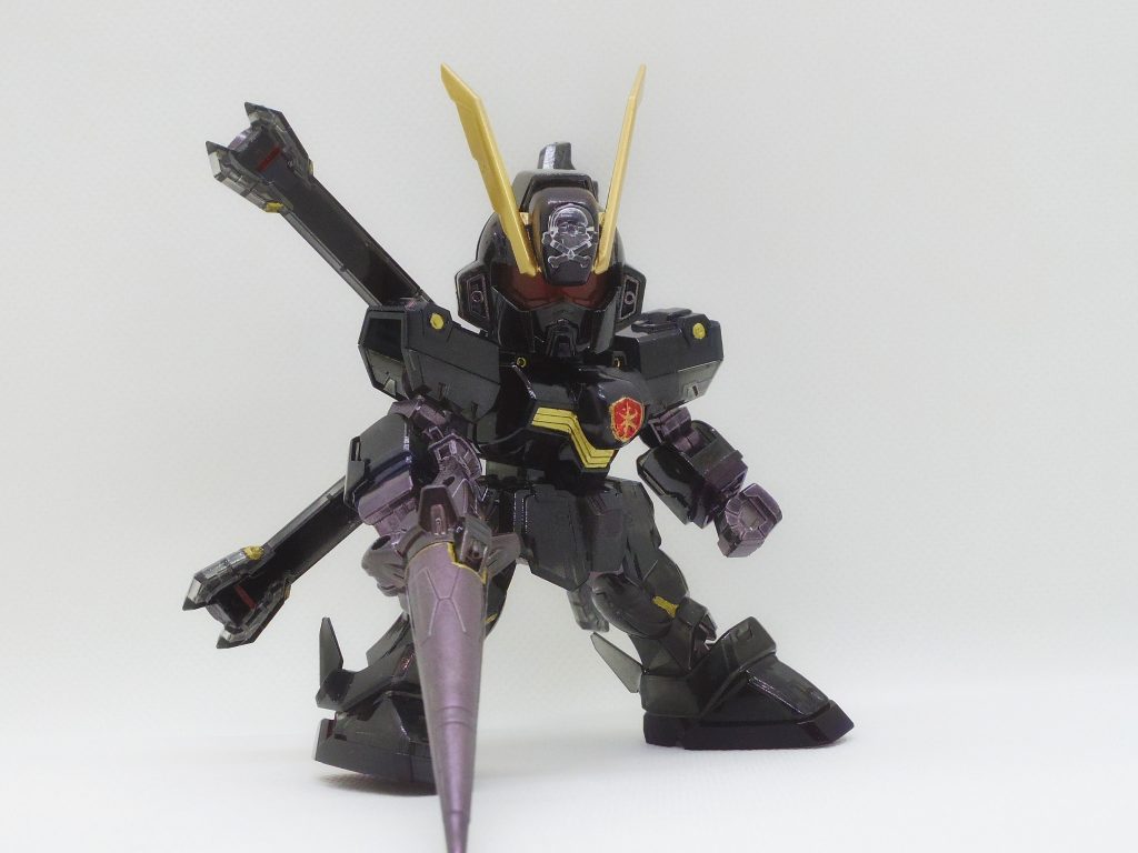 メインカラーは、クリアブラッククリアパープルになるべき箇所は、ベースがクリアブルーなら、クリアレッドを、ベースがクリアレッドなら、クリアブルーを、それぞれ重ねることでクリアパープルにしています。