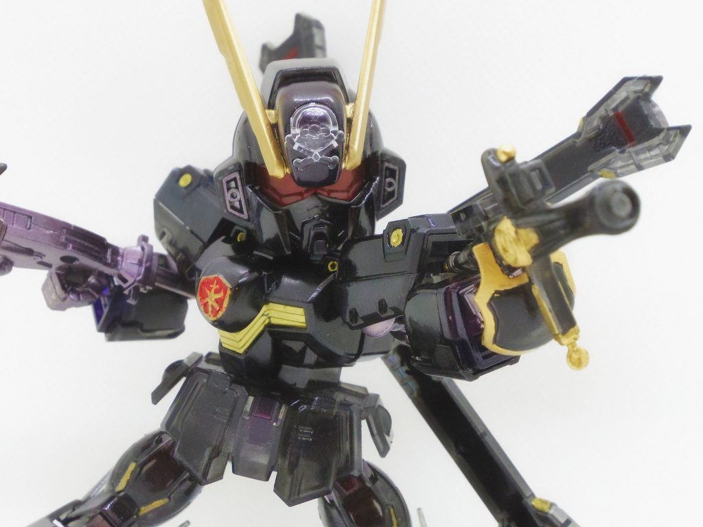 ザンバスターもクリアブラックとゴールドで塗り分け。