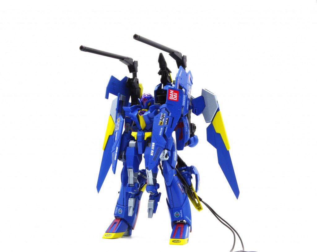 カルソニック・スカイ・アーマー。名前は適当につけました。バンダイをはじめ各スポンサーが優しく包み込んでくれてます。