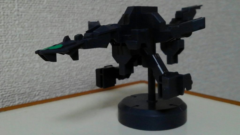 2.サポートメカ アルケー後述のエレメンツシステムのアーマーを運用するための専用サポートメカ。機首センサーの位置・ダブルコアスプレーガンの懸架などの変更がされている。