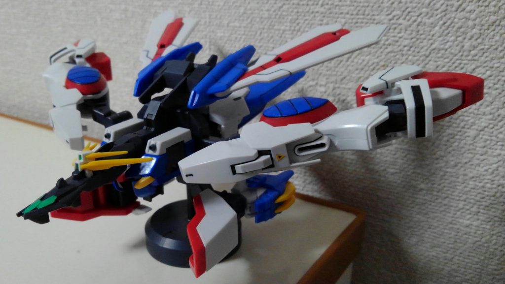 3.イグニスアーマーコアガンダムT専用のコアチェンジシステム「エレメンツシステム」のアーマーの1つ。シャイニングガンダムとゴッドガンダムの要素を掛け合わせた近接戦闘特化のアーマーとなっている。