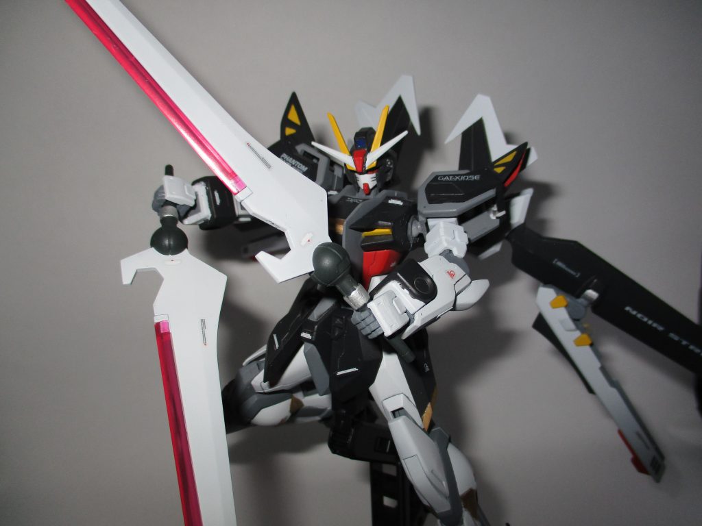 ストライクノワールガンダム–4枚目/制作者：あるなな