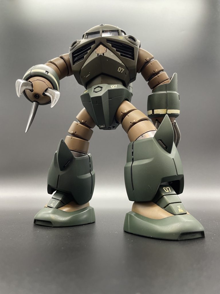 基本的に作業が雑なので細かいところはアラがたくさんあるのでズームはしないでください笑今回はキレイめに仕上げようと思い、スミ入れの代わりにウォッシングのみ施工してドライブラシなどはやっていません。デカールはキット付属のインレタとシール、別売りの水転写デカールを併用しました。やはりシールは浮いて見えるので、今後は使うのやめとこうかなと思います。