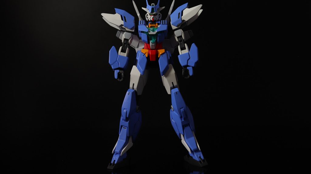アースリィガンダム!(正面コアガンダムⅡの状態も好きですが、やはりアーマーを装着した状態は素晴らしいですね!