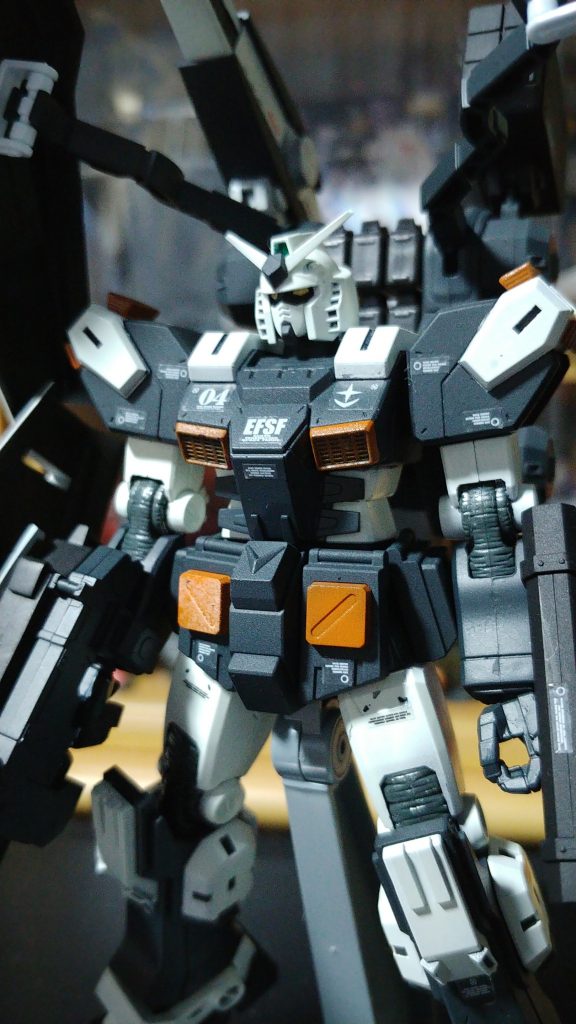 ファーストのガンダムヘッドに変更してみたりw