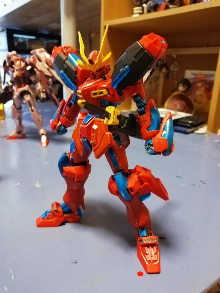 そして5段階目バックパック、追加装備の刀を取り外して新たにクリアパーツを付けました。サイドアーマーを手の甲につけて格闘機っぽさをつけてみました。これからも愛機として改造して最高のオリガンにしたいと思っています（笑）