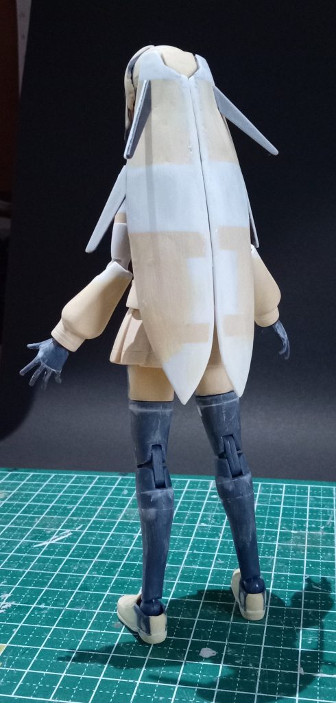 制服部分はエポパテ、髪の毛はエポパテとプラ板でリアルの時の感じにしました