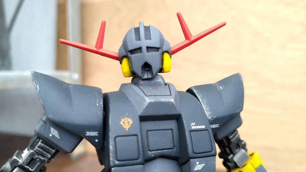 傷表現とデカールでディティールアップ