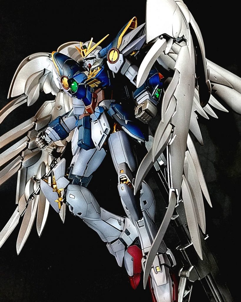 舞い降りた英雄(ヒイロ)–3枚目/制作者：やっすおう