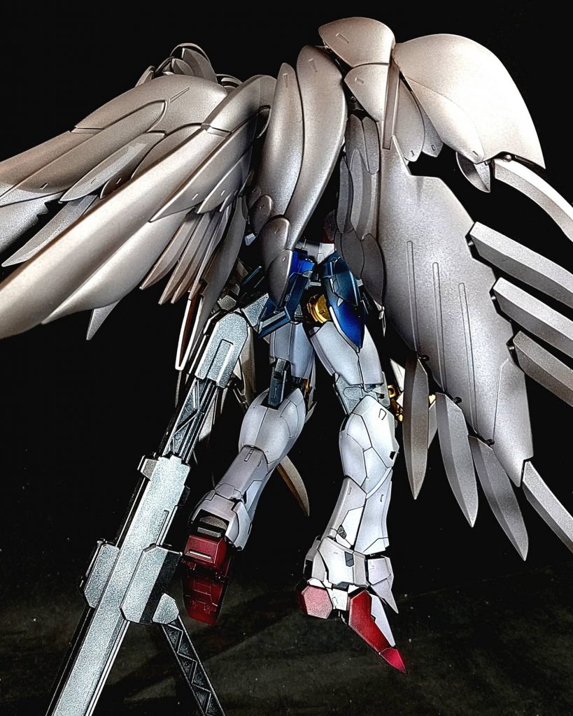 舞い降りた英雄(ヒイロ)–6枚目/制作者：やっすおう