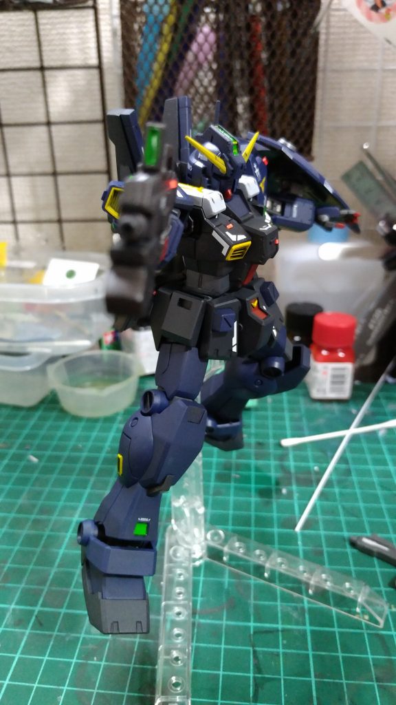 ビームライフル構えカメラ目線になってなかった...orz