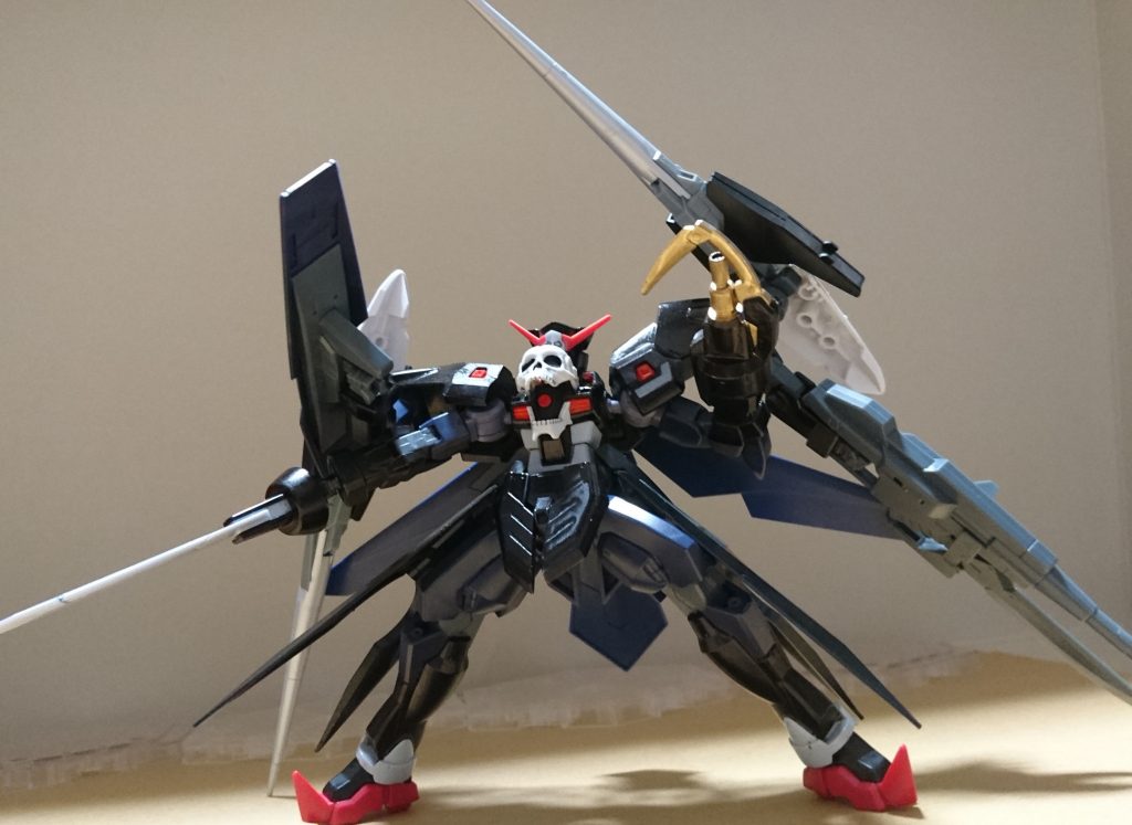 副腕を一新した事で以前のスカルフェイスよりも豪華に。