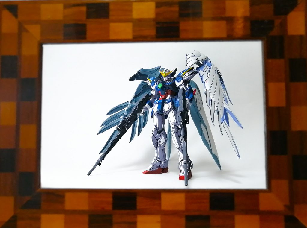 イラスト風塗装　MG ウイングガンダムゼロEW Ver.Ka–2枚目/制作者：TRKT001