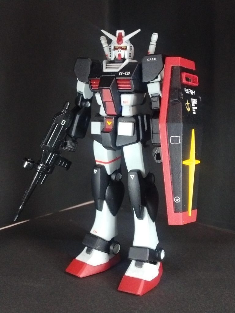 胸の「G-1」は旧キットのデカールを使用しました。