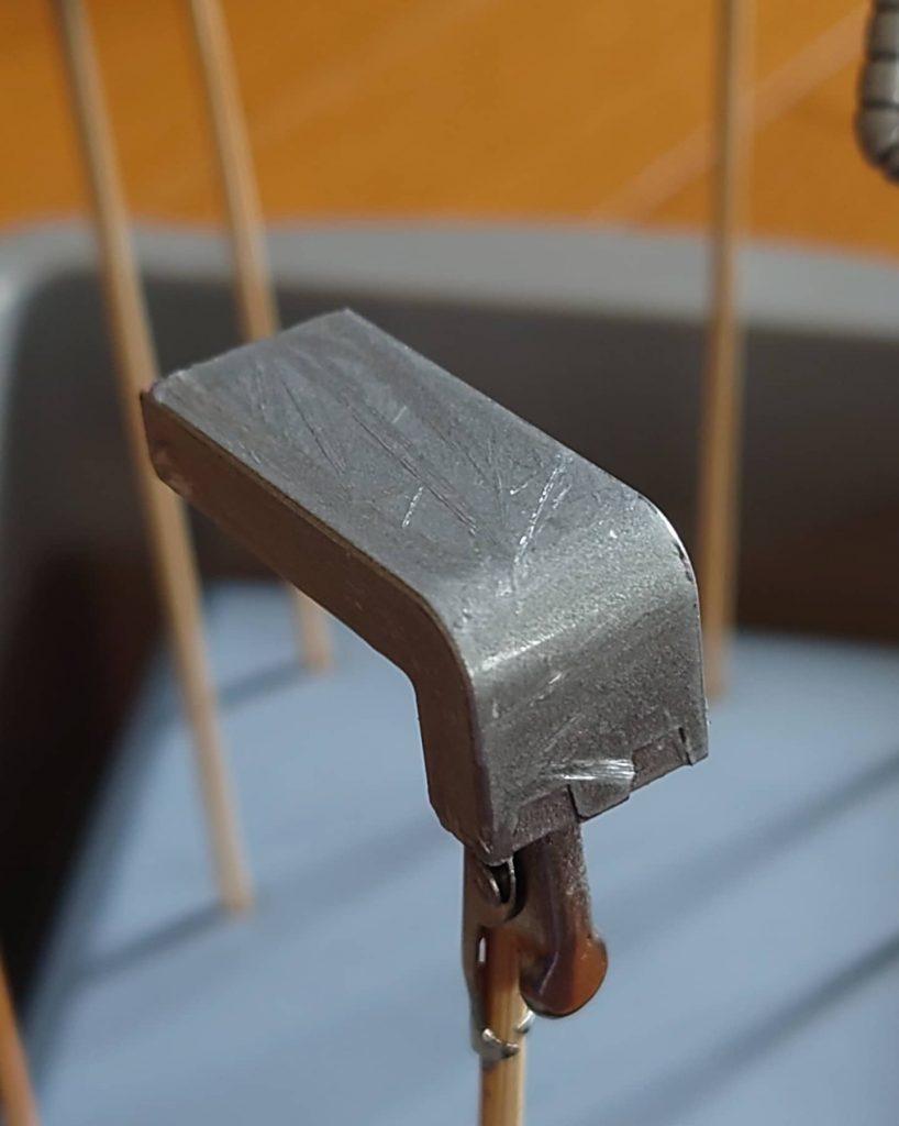 園芸用の肥料の尿素を使用して結晶を作ってます。