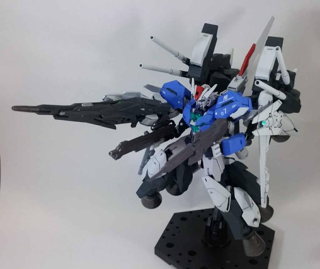 最後は一斉射撃のポーズ