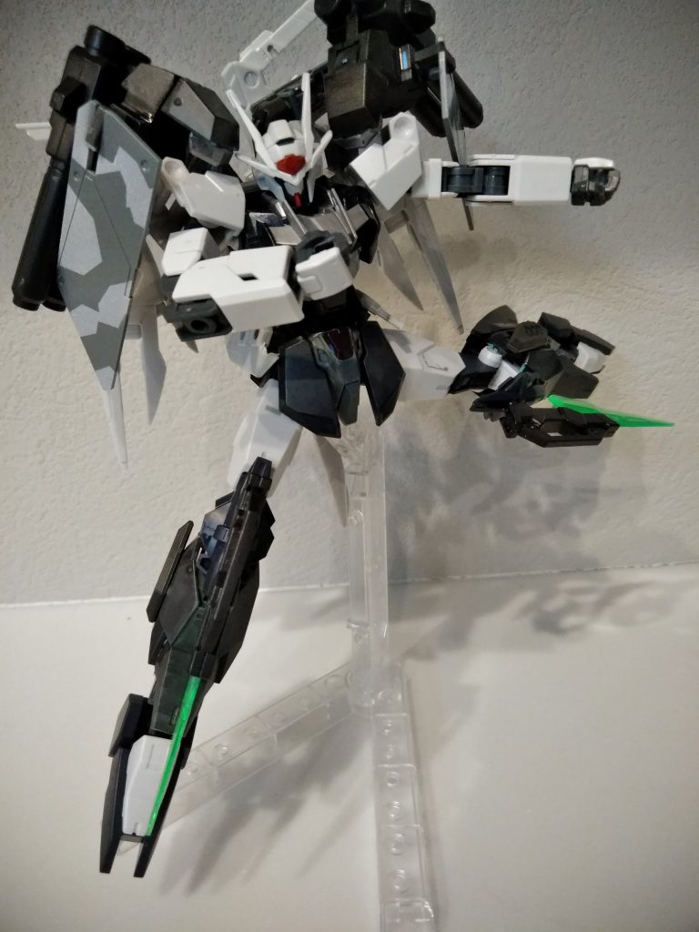 格闘戦も！蹴り！！