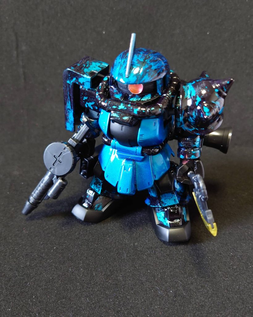 頭部とシールドはうまく結晶の模様がでました。