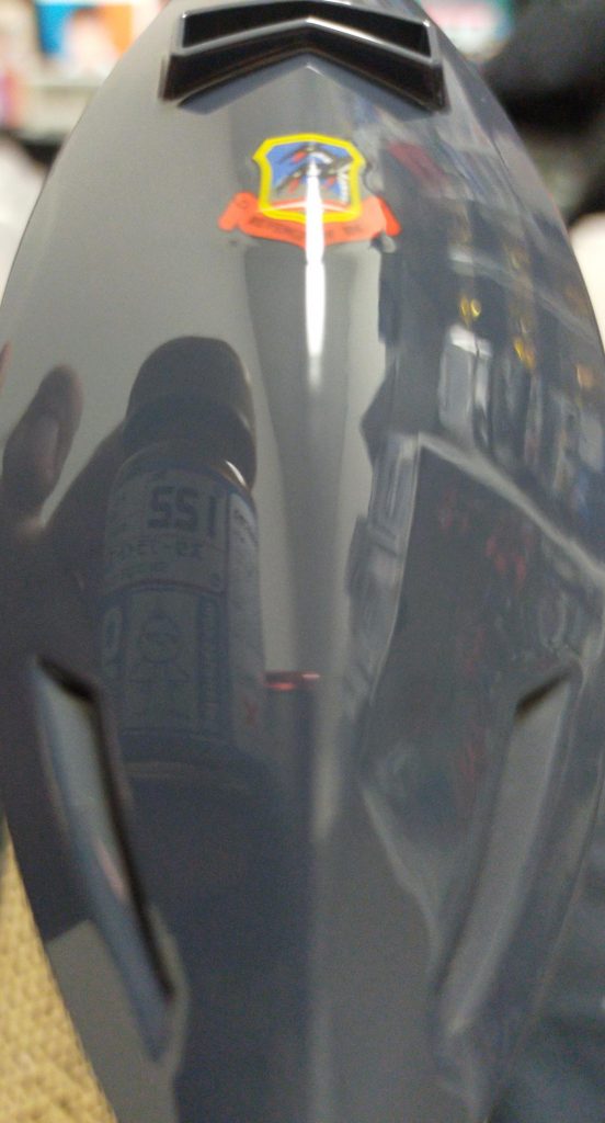 シールドは鏡面仕上げです。