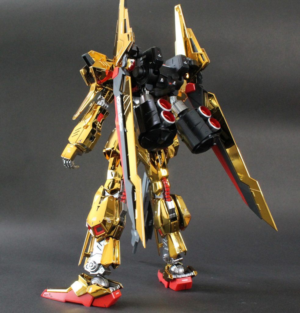 バックパックも同じ塗料ですが大失敗ですなこりゃ。