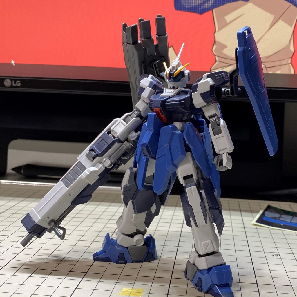 初期案フロント部分が詰まっている感じでした