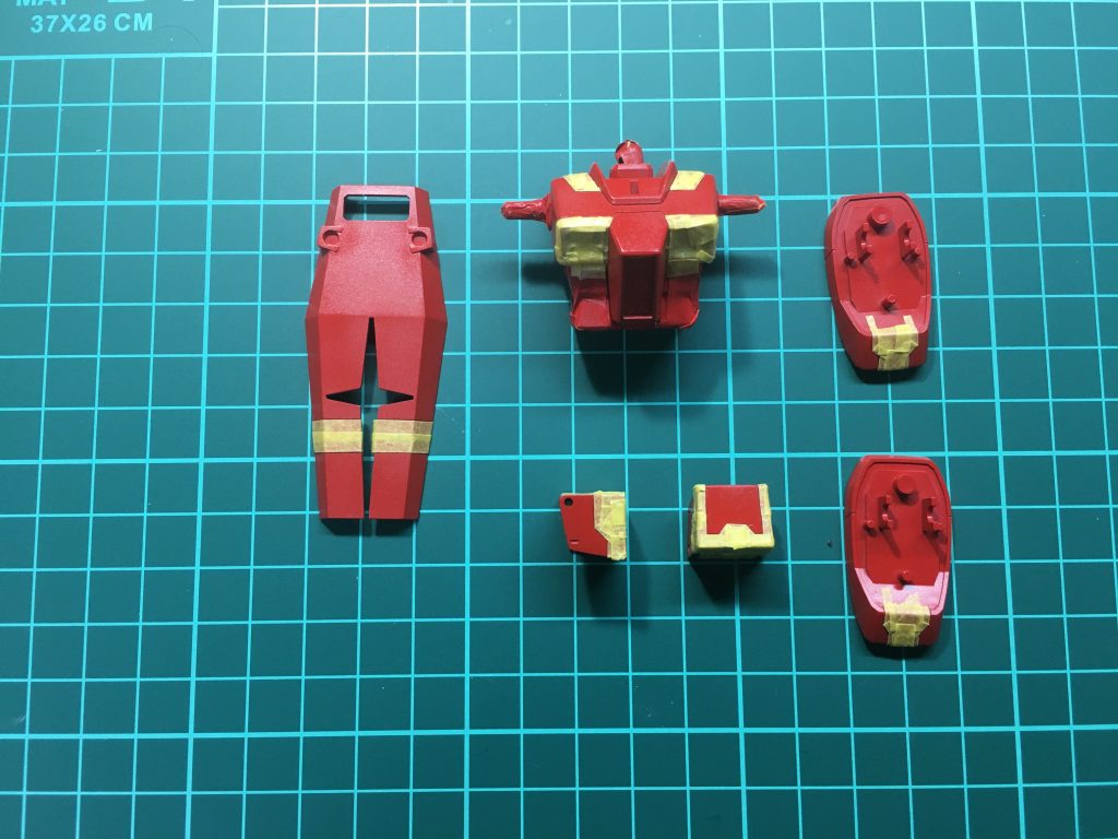 赤色も塗分けで強弱を付けました。