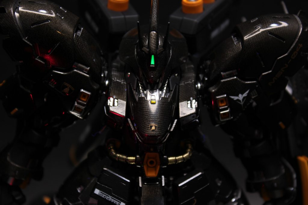 RGサザビー Lamborghini Custom–2枚目/制作者：よじほび