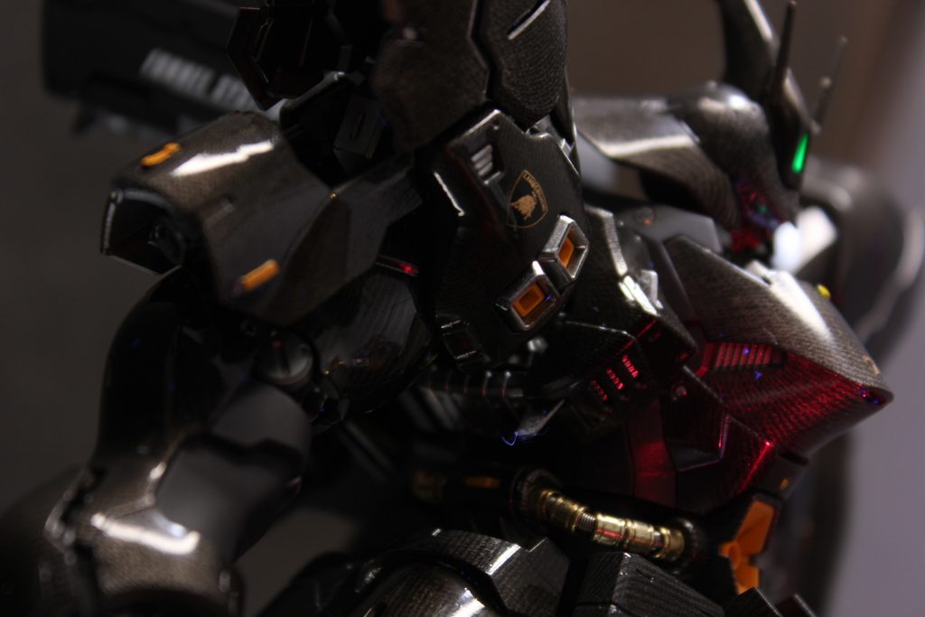 RGサザビー Lamborghini Custom–3枚目/制作者：よじほび