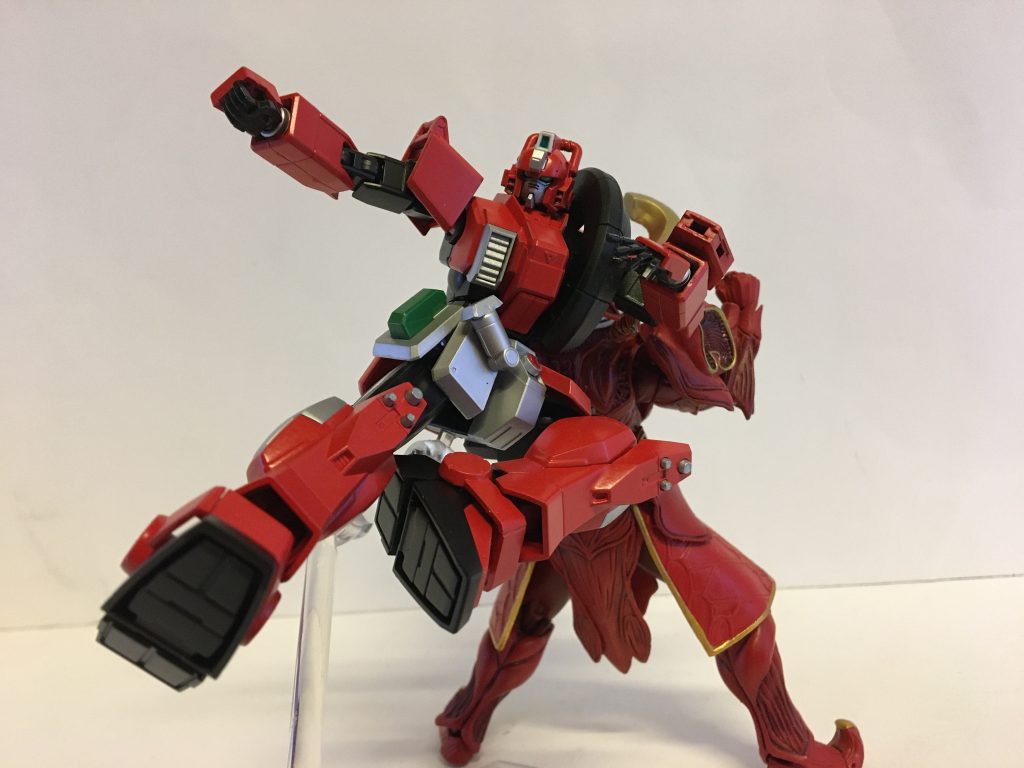 必殺技のスピードロップも可動域の問題もなくしっかり再現できたと思います。この再現で一番残念なのはウチにはトライドロンがないことです( ；∀；)DXはなんか違うし、フィギュアーツは高すぎるです。何か代用を購入、または政策を考えています🔥