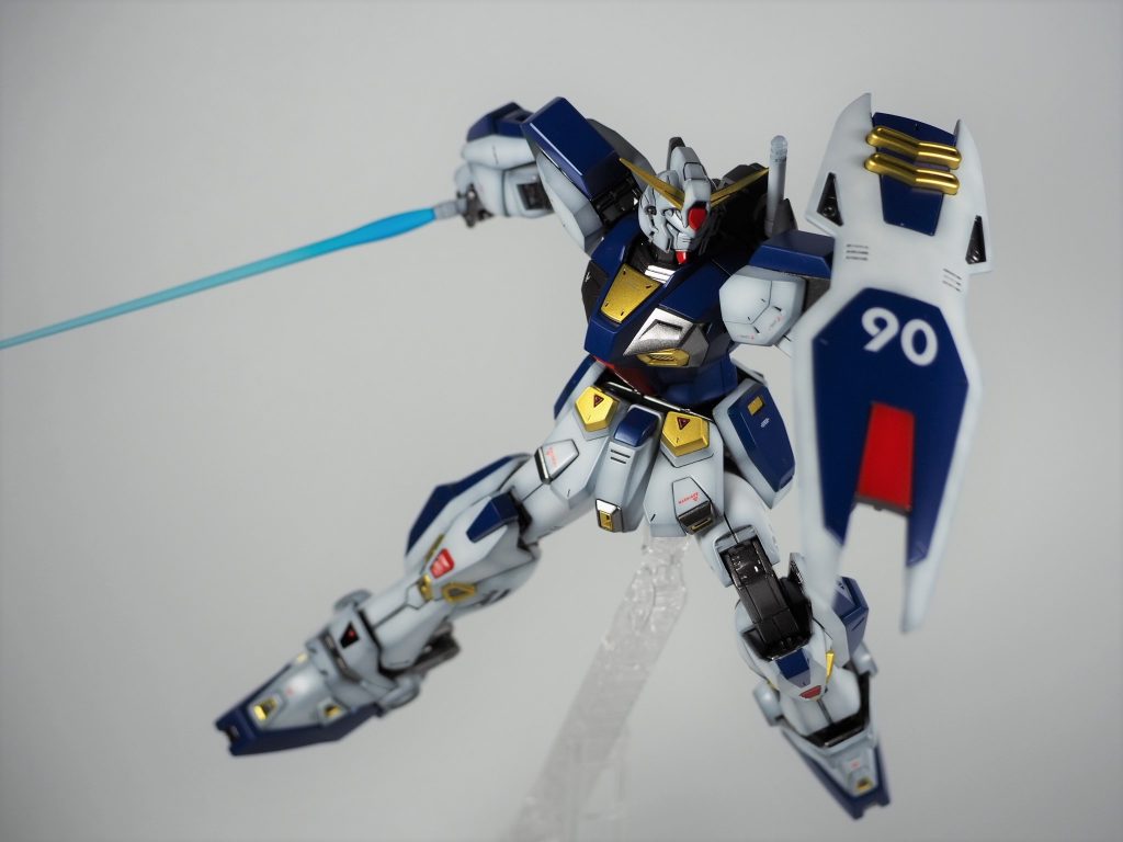 拡張装備は多くあり、これ一体で全部の形態にすることはできますが塗装ハゲのことを考えると、装備ごとに本体を揃えた方が良さげ多々買え…多々買え…