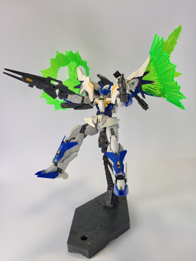 ハイマットフルバースト!!!ビームエフェクトは持っていないためポーズだけ。光の翼には手を加えていませんが、相変わらず存在感がすごい。
