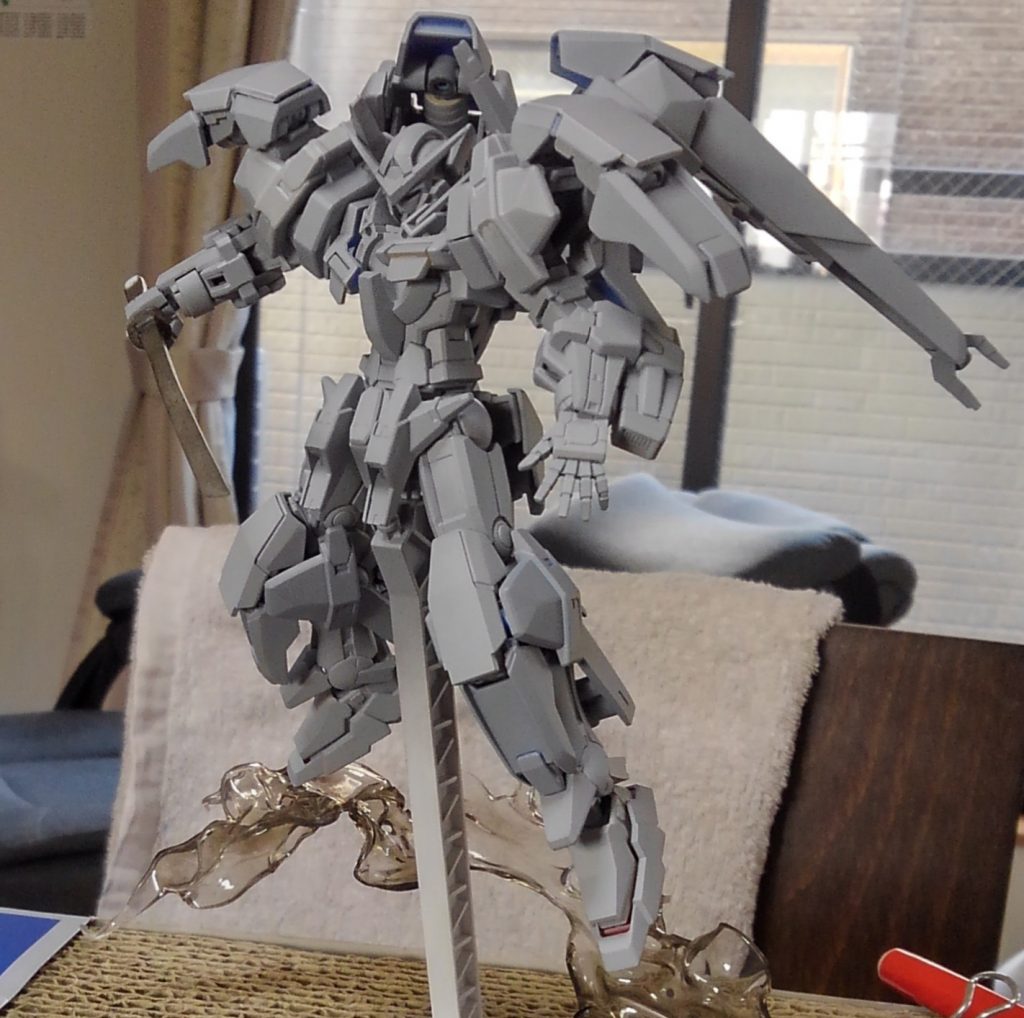 全体のサフチェックプラバンから刀を作成してましたがこれもボツ