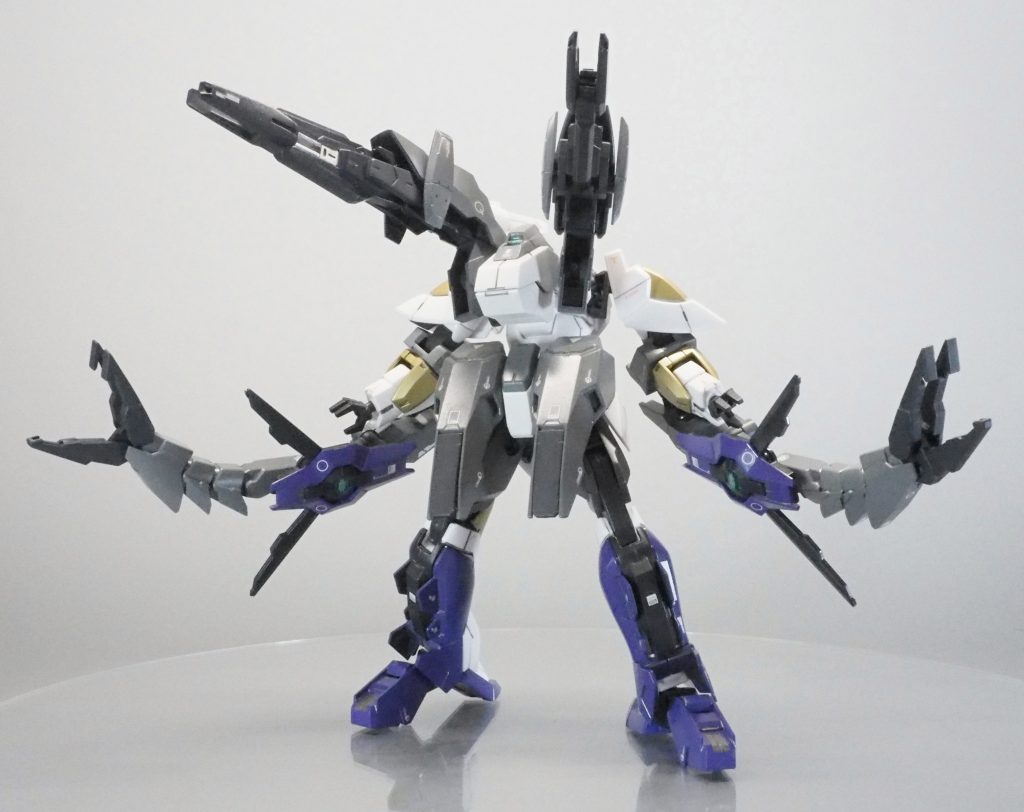 キャノンモード。ドラゴンガンダムみたいなアームが異形感あって善き(´ェ`*)