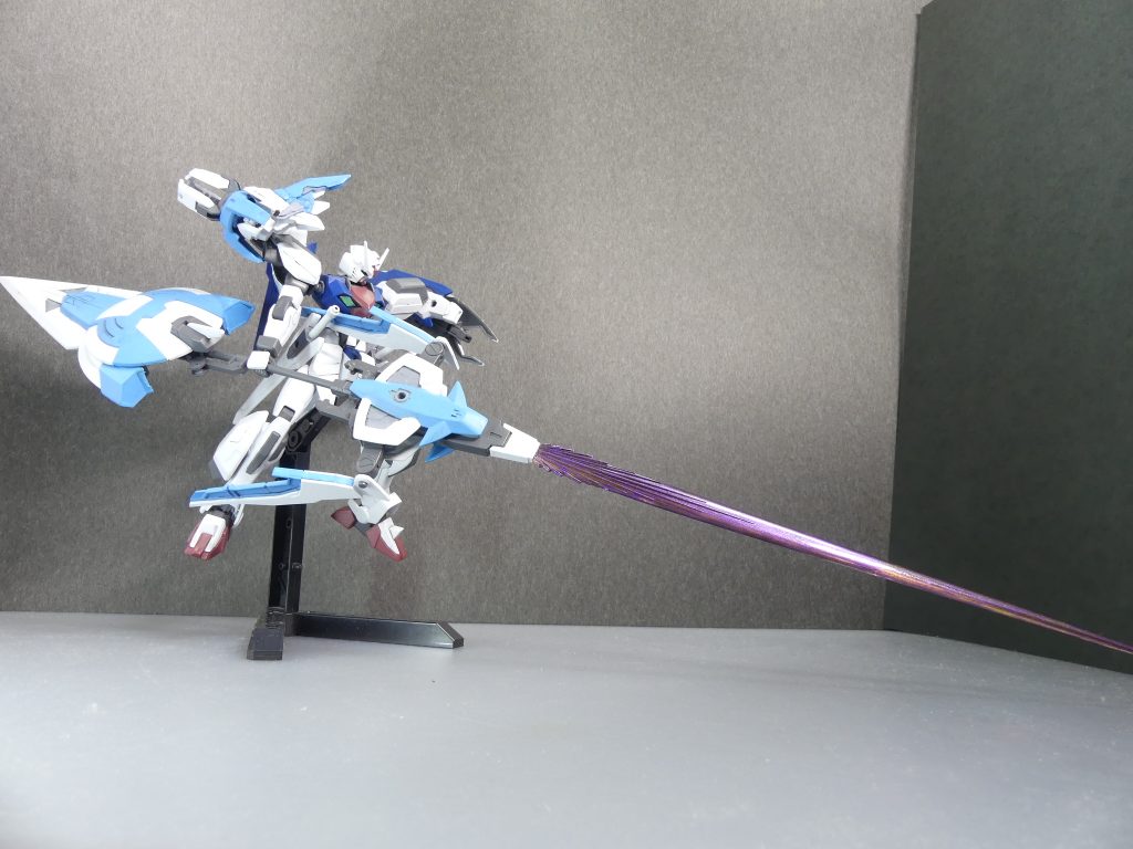 これくらいです。ブレード全体で機体の2倍以上はあります。ハイメガブレードエフェクトを使いたかったとは言えでかすぎたかな。